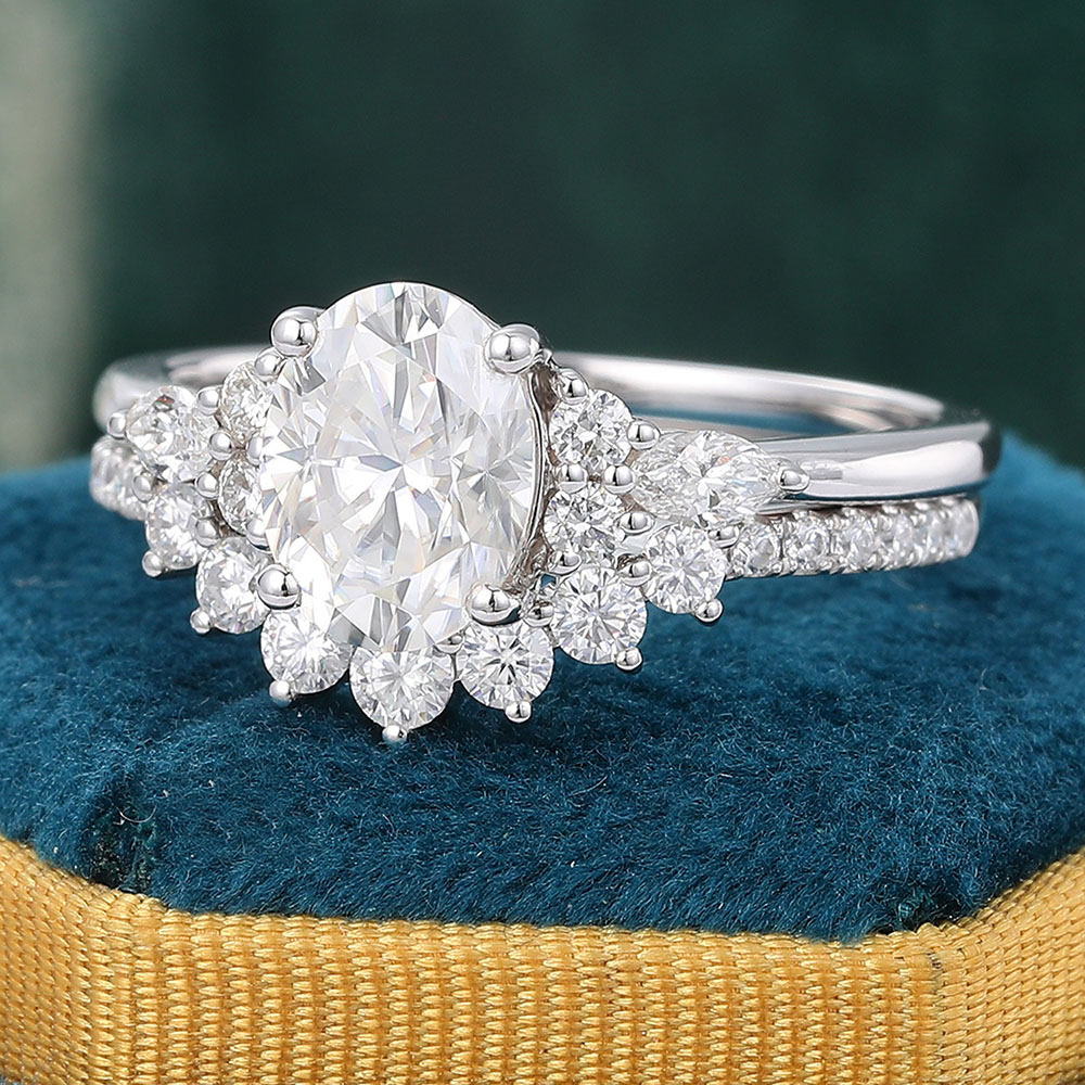 Juyoyo 2CT Oval Cut Moissanite Wedding Ring Vintage Cluster Bridal Ring Set 14K White Gold