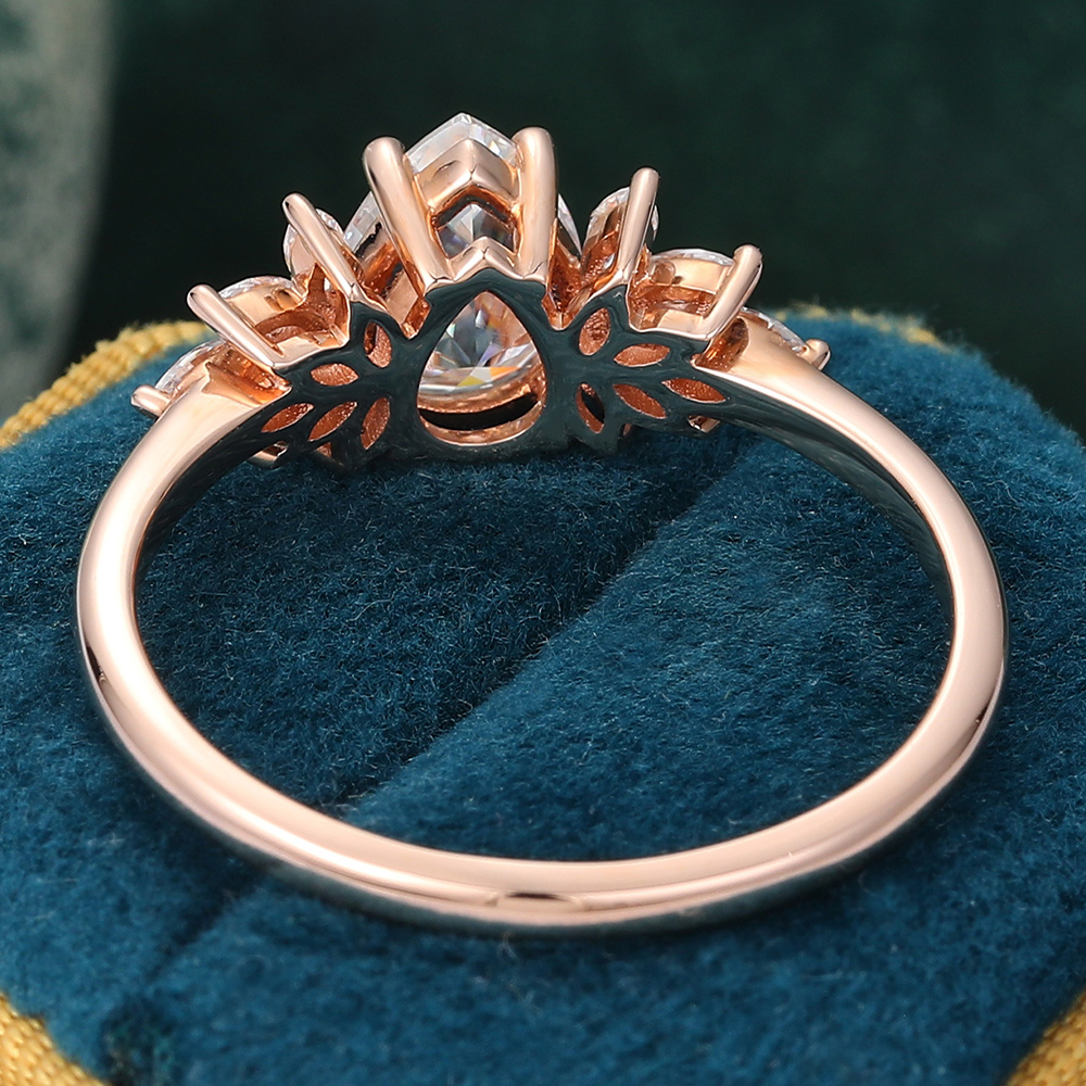 Juyoyo Pear Shaped Moissanite Wing Engagement Ring Vintage Diamond Accents Ring - 14K Rose Gold