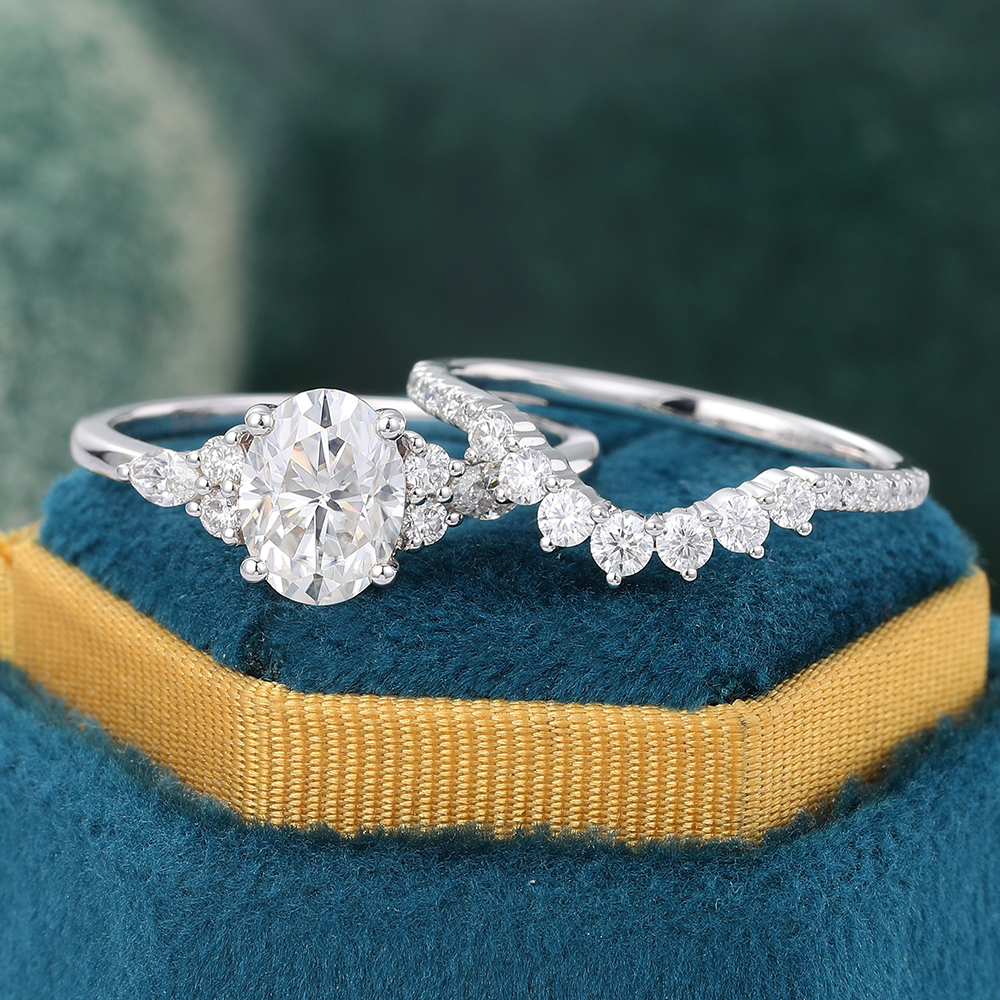 Juyoyo 2CT Oval Cut Moissanite Wedding Ring Vintage Cluster Bridal Ring Set 14K White Gold