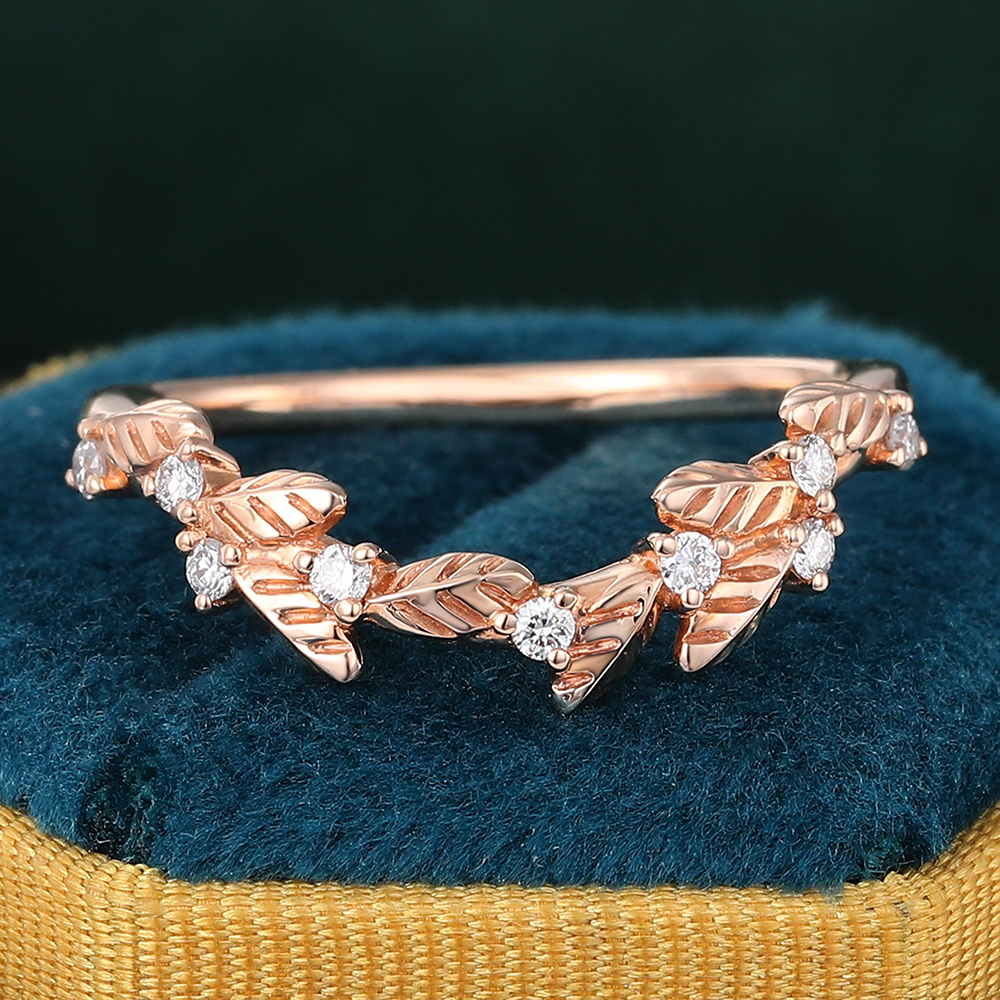 Juyoyo Nature Inspired Moissanite Curved Wedding Band Vintage Leaf 14K Rose Gold Wedding Band