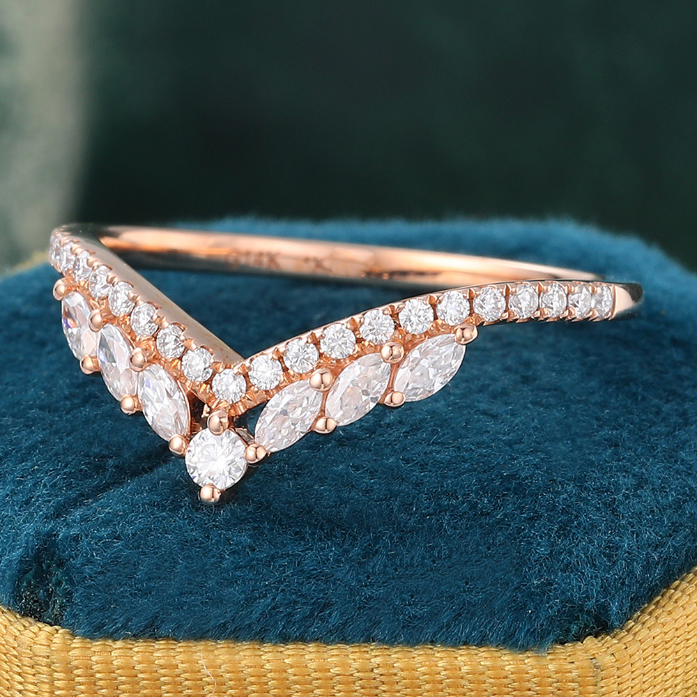 Juyoyo Moissanite Curved Wedding Band Unique Women Milgrain Diamond Matching Stacking Ring