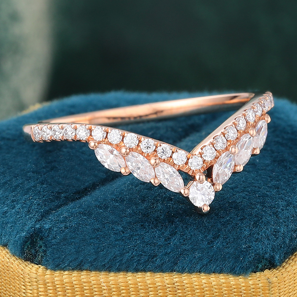 Juyoyo Moissanite Curved Wedding Band Unique Women Milgrain Diamond Matching Stacking Ring