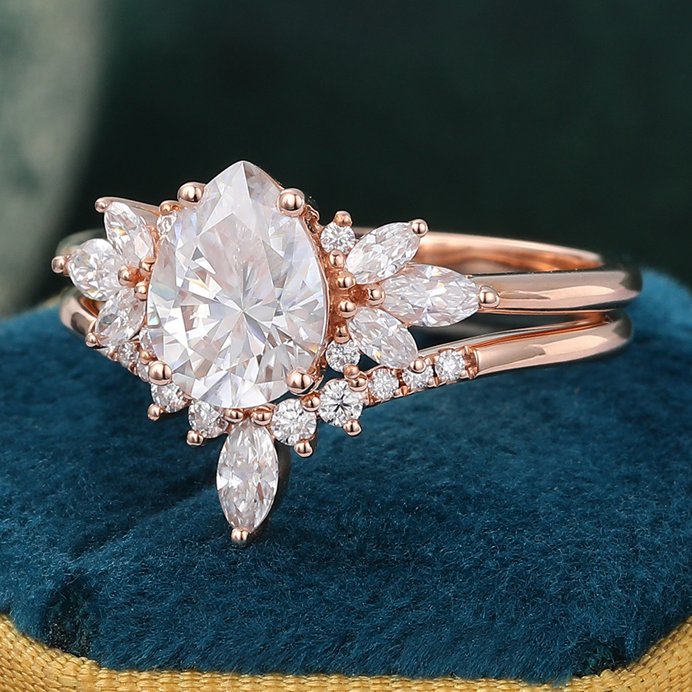 Juyoyo Moissanite Engagement Ring Set Unique Diamond Cluster Bridal Ring Set Women Gift - 2pcs