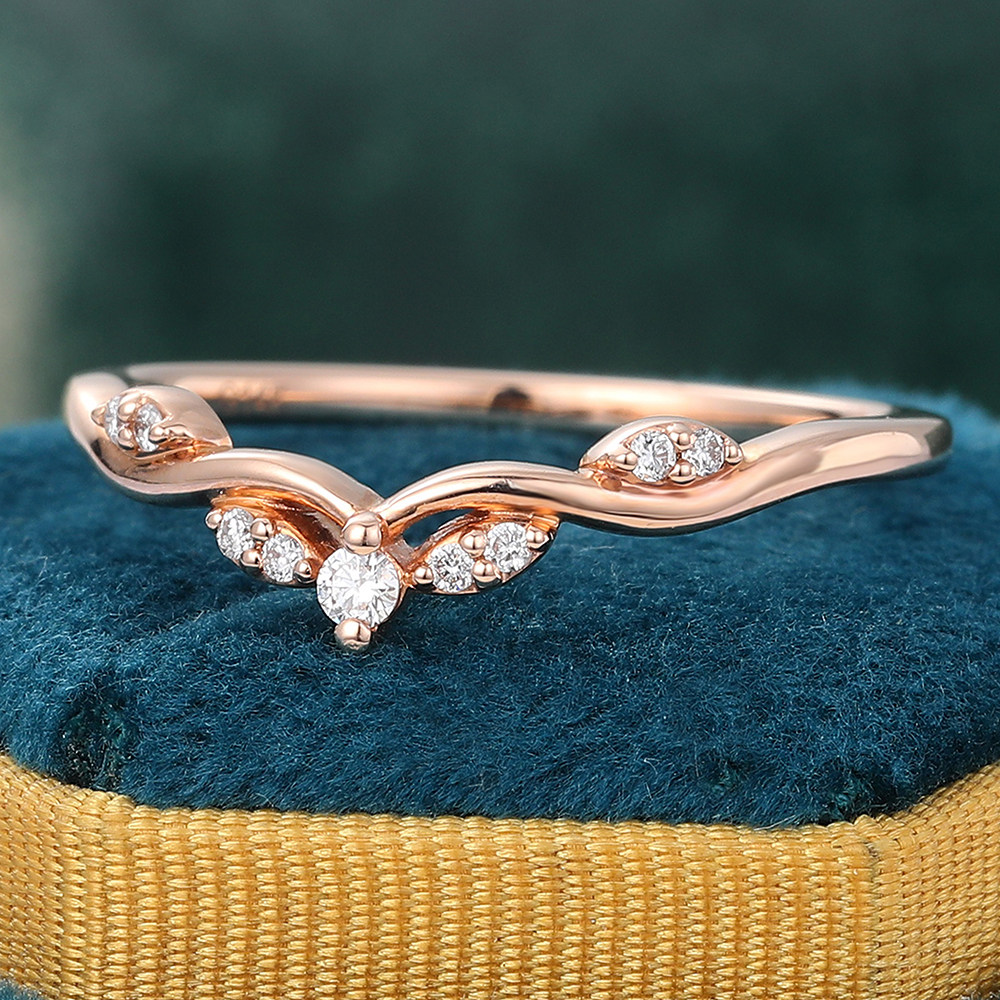 Juyoyo Unique Moissanite Ring Rose Gold Curved Wedding Band