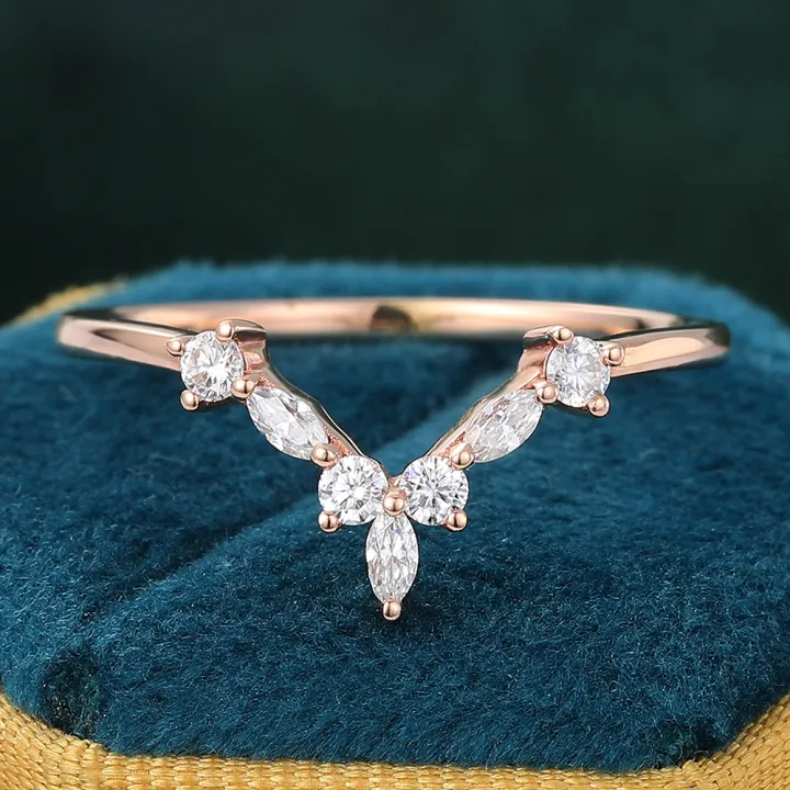 Juyoyo Marquise Moissanite Rose Gold Curved wedding band