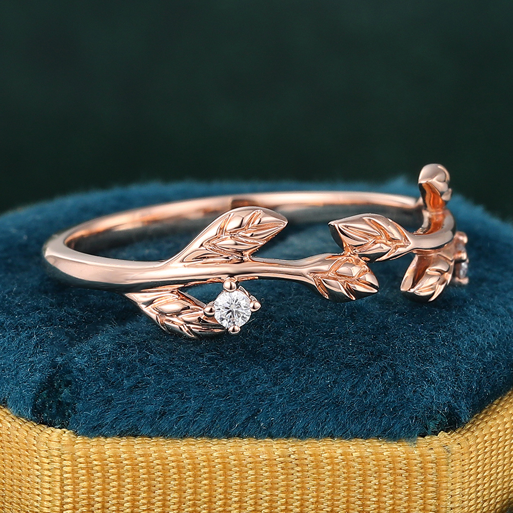 Juyoyo 14K Rose Gold Moissanite Diamond Curved Wedding Band Leaf Vine Stacking Ring for Women