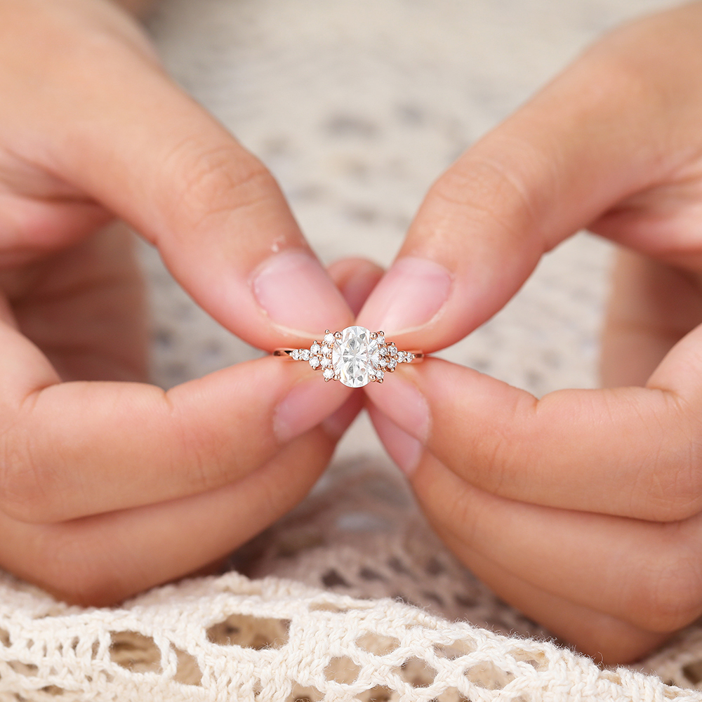 Juyoyo Moissanite Cluster Engagement Ring with Round Diamonds in 14K Rose Gold