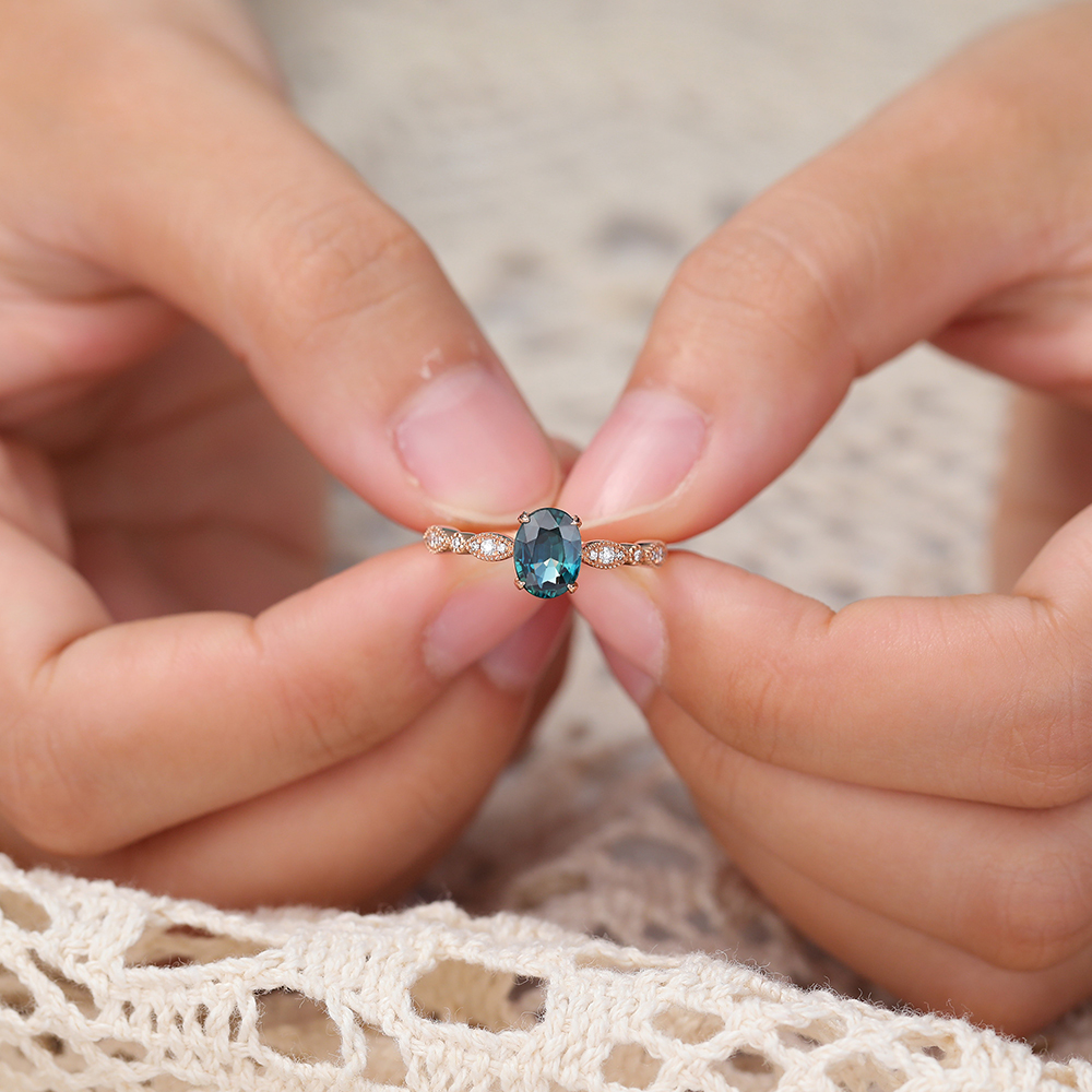 Juyoyo Oval Green Blue Sapphire Engagement Ring Moissanite Milgrain Bridal Ring