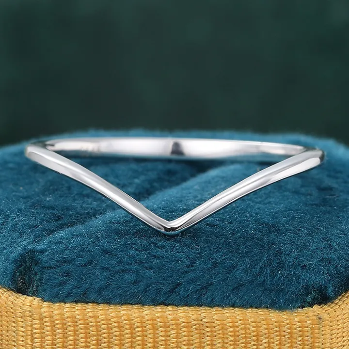 V Shaped Plain Solid White Gold Band Ring Curved Contour Wedding Band