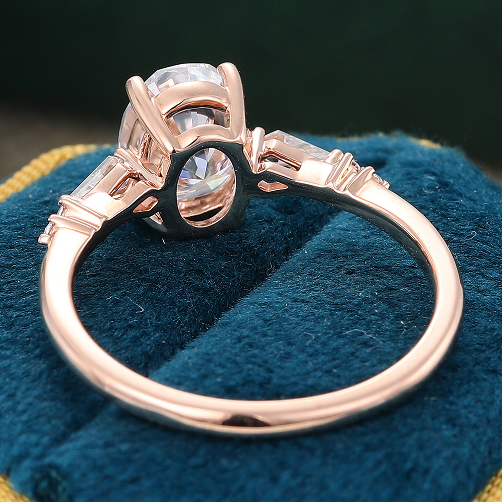 Juyoyo Oval Cut Moissanite Engagement Ring Vintage Rose Gold Anniversary Promise Ring for Women