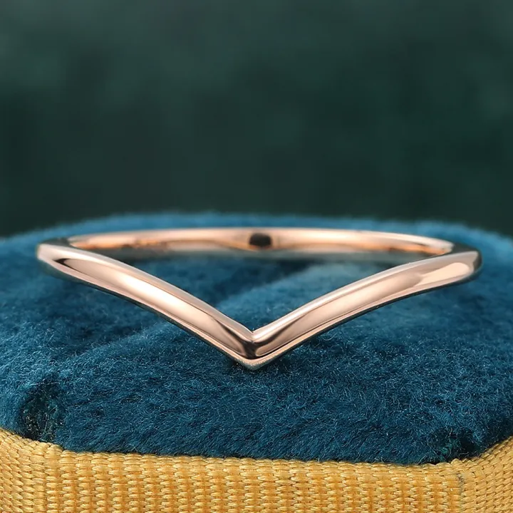 V Shaped Solid Gold Band Ring Simple Stackable Curved Wedding Band