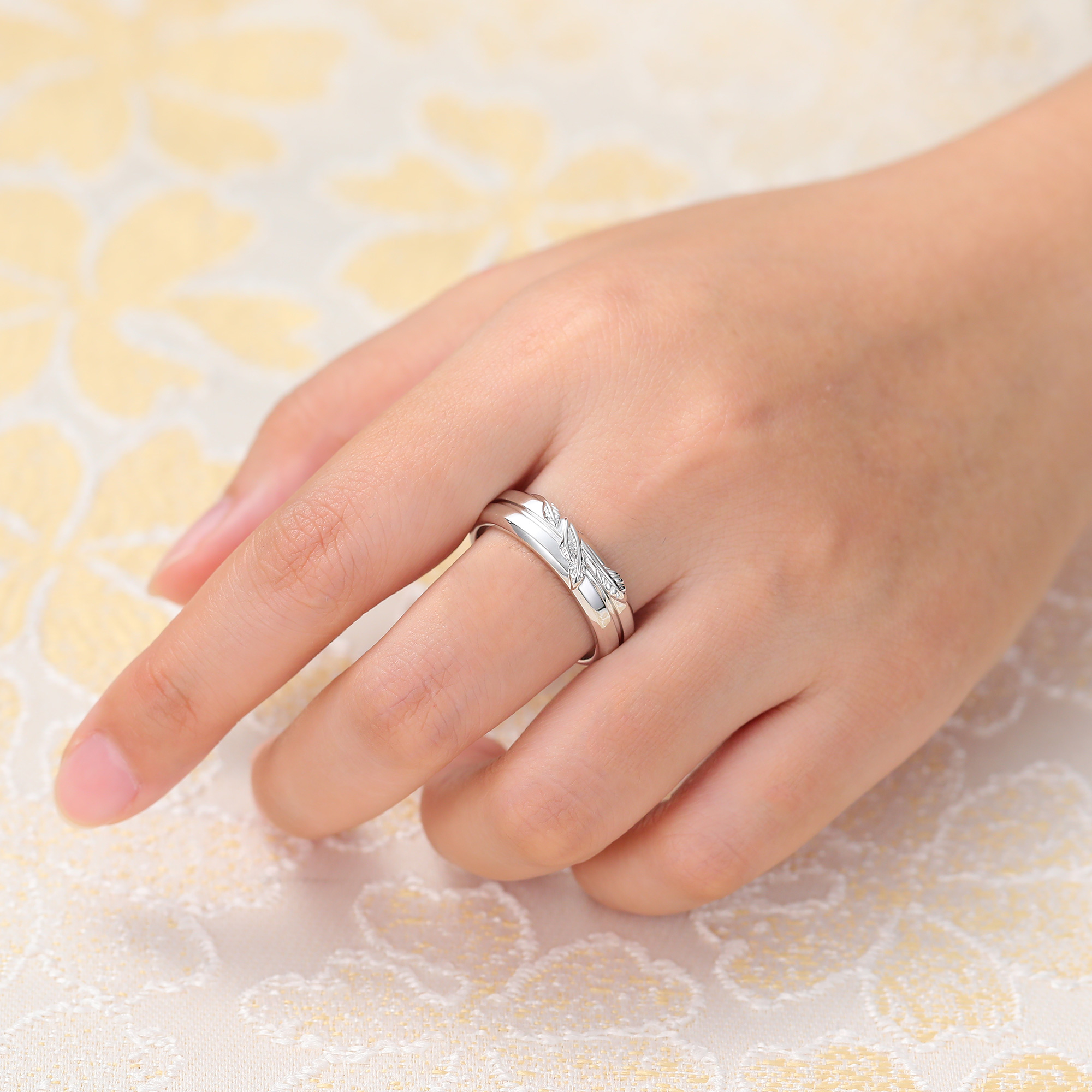 Juyoyo Silver Leaf Engraved Wedding Band for Women/Men Thick Vintage Stacking Ring 