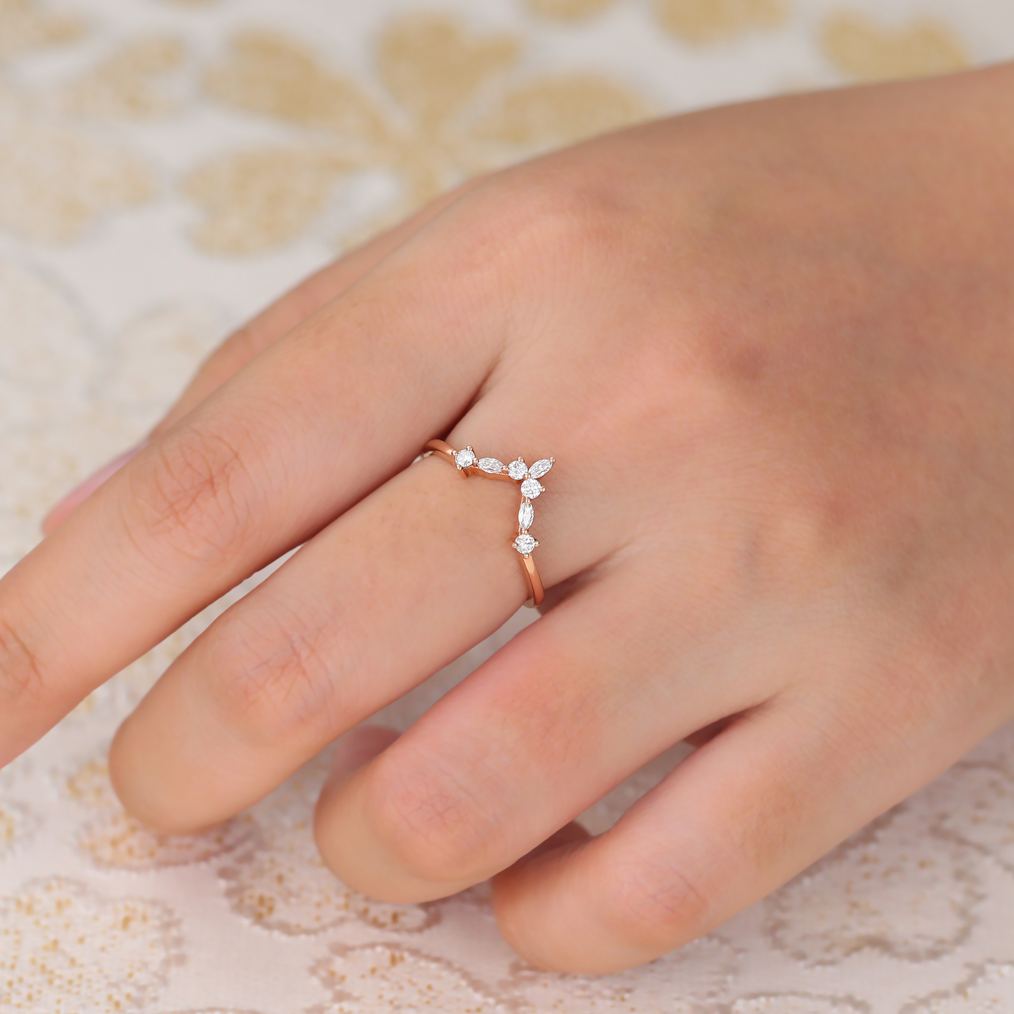 Juyoyo Marquise Moissanite Rose Gold Curved wedding band