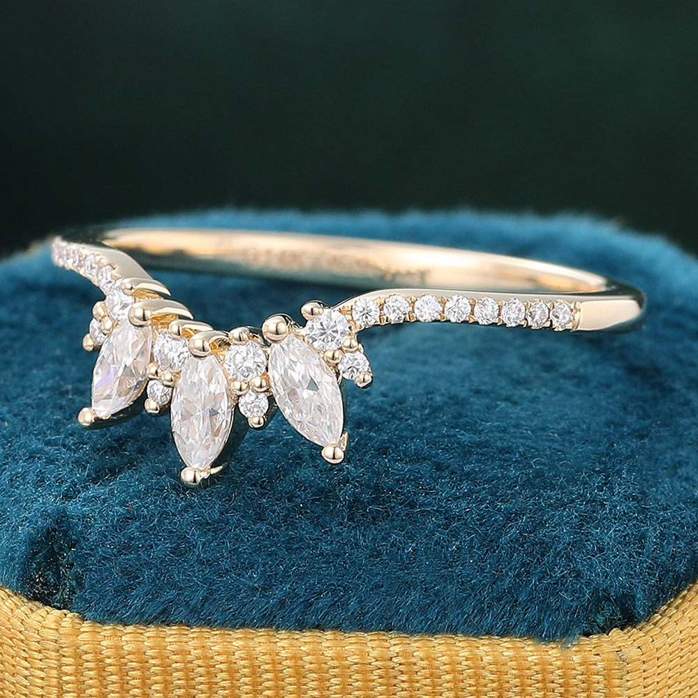 Juyoyo Moissanite Curved Wedding Band 14K Gold Pave Diamond Stacking Ring for Women