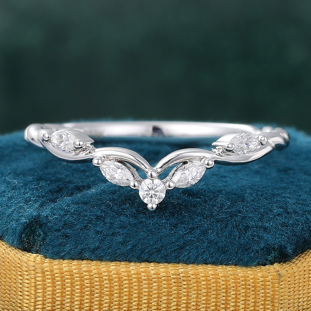 Juyoyo Curved Moissanite Wedding Band 3/4 Twisted Vintage Stacking Ring White Gold