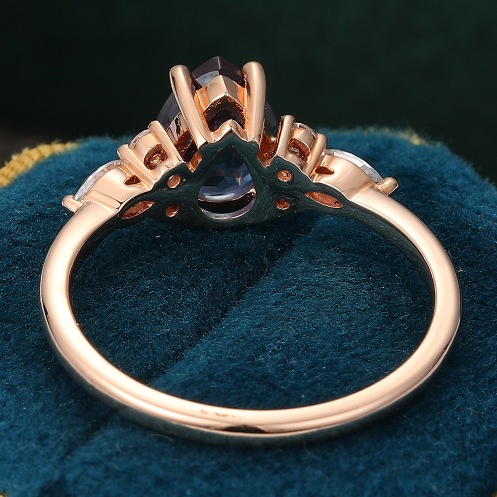 Juyoyo Pear Shaped Alexandrite Engagement Ring Moissanite Cluster Bridal Ring Rose Gold