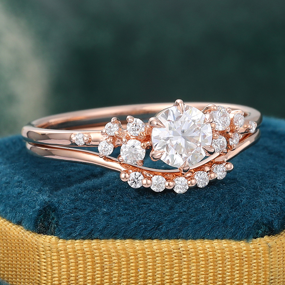 Juyoyo Round Cut Vintage Moissanite Bridal Ring Set for Women Anniversary Promise Ring Gift - 2pcs