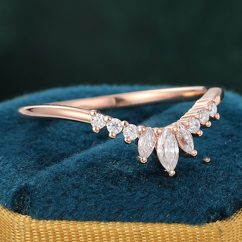Juyoyo Tiara Moissanite Curved Wedding Band Stacking Ring for Women in Rose Gold