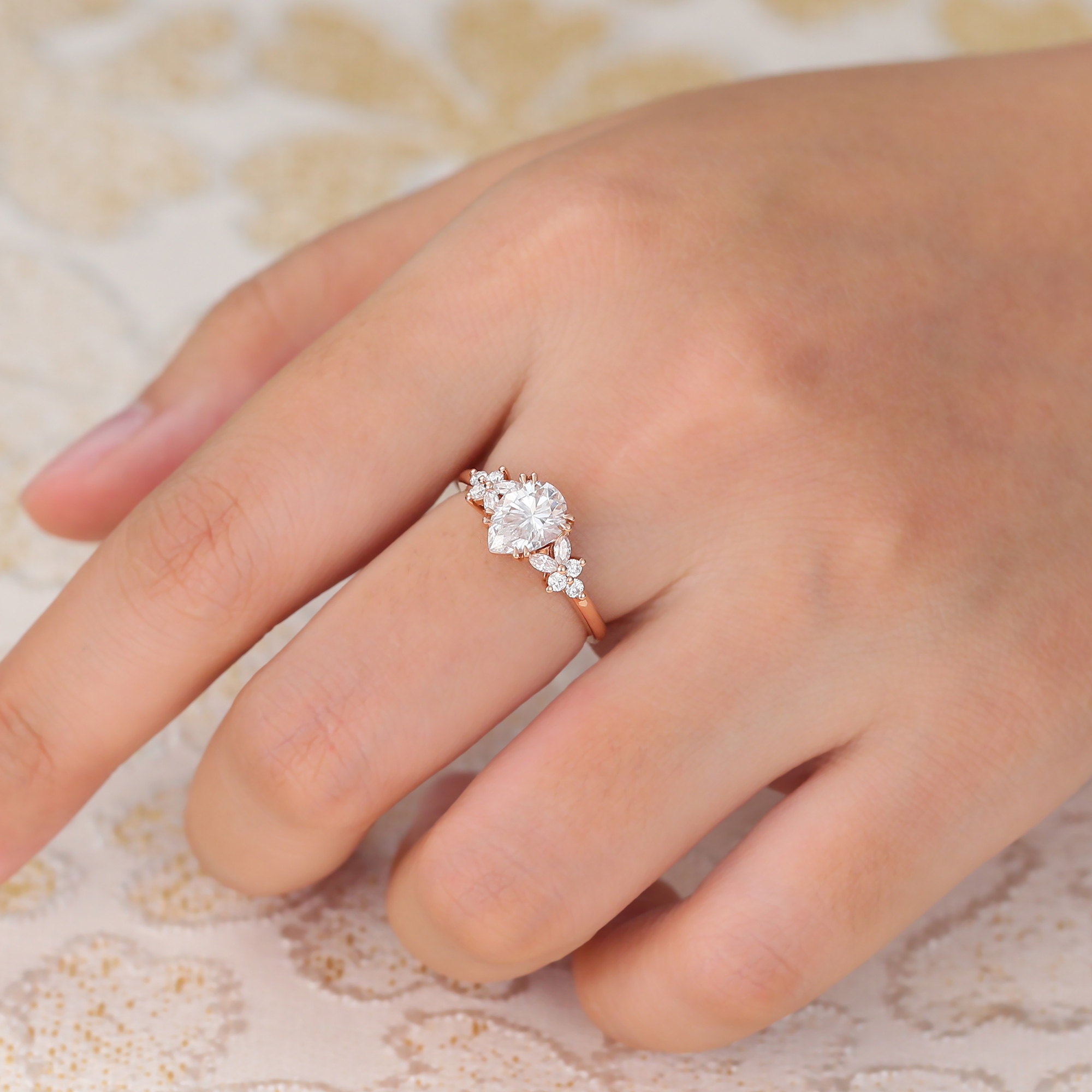 Juyoyo Pear Cut Teardrop Moissanite Engagement Ring Vintage Diamond Cluster Ring 14K Rose Gold