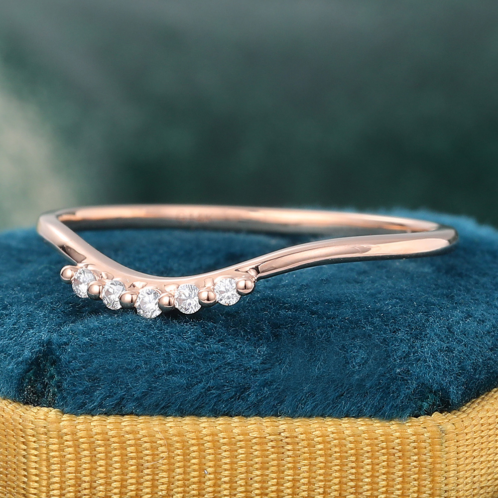 Juyoyo Dainty Moissanite Contour Wedding Band 5 Stones Stacking Promise Anniversary Ring Gift