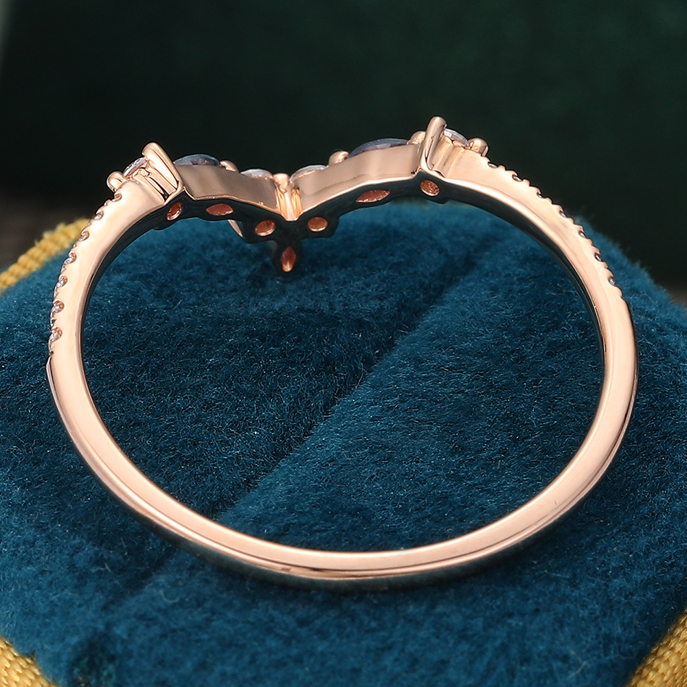 Juyoyo Curved Alexandrite and Diamond Wedding Bnad for Women