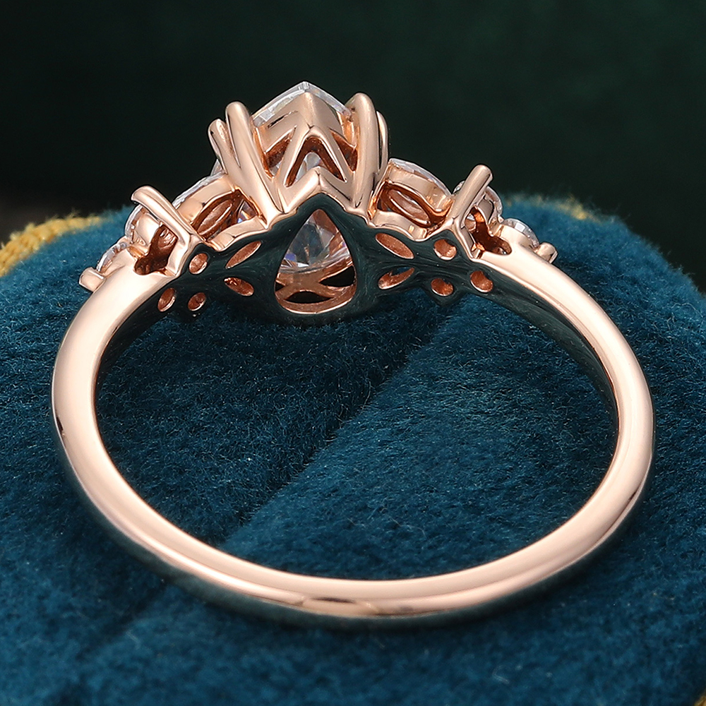 Juyoyo Pear Cut Teardrop Moissanite Engagement Ring Vintage Diamond Cluster Ring 14K Rose Gold