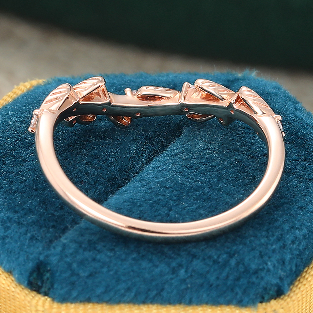 Juyoyo Nature Inspired Moissanite Curved Wedding Band Vintage Leaf 14K Rose Gold Wedding Band