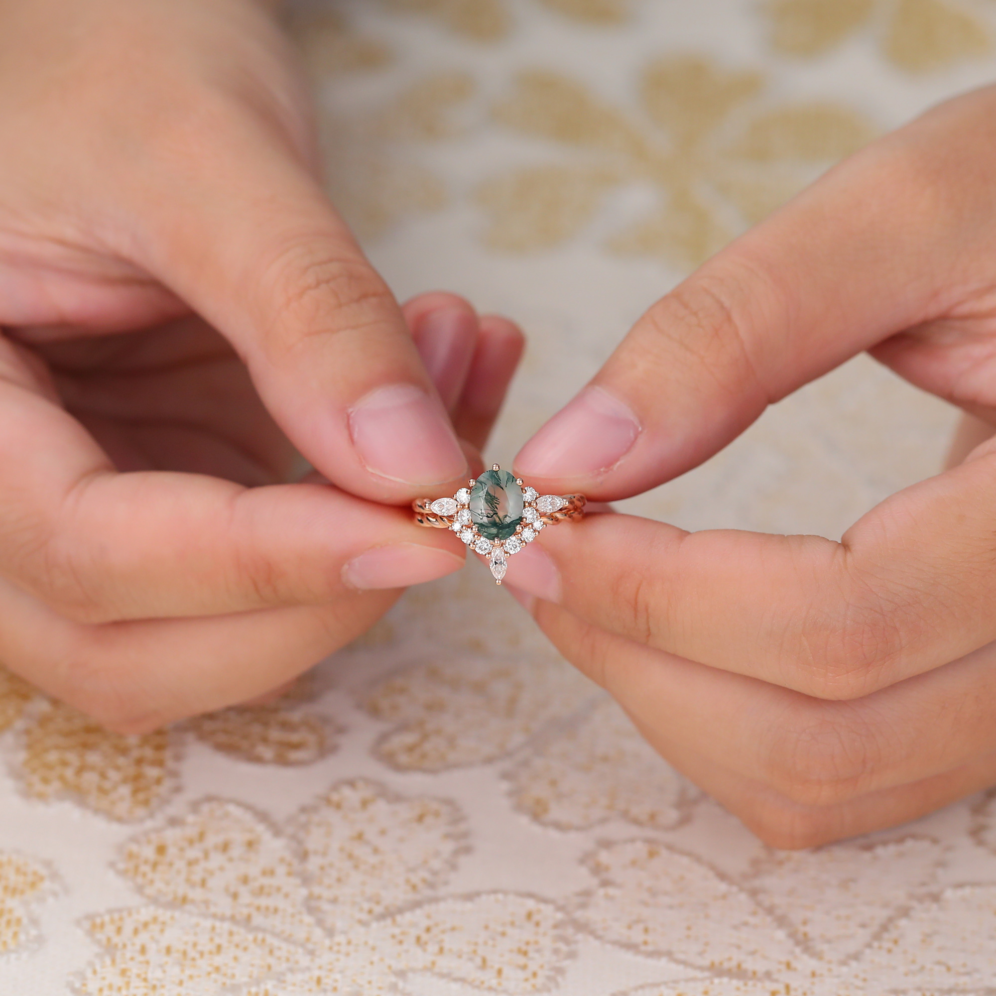 Juyoyo Twist Oval Moss Agate and Diamond Wedding Ring Set