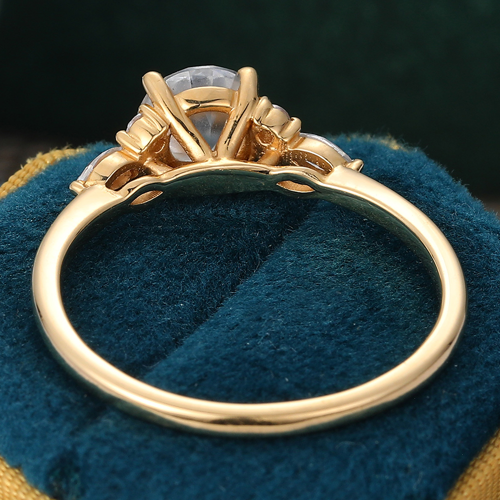 Juyoyo Round Cut Moissanite Engagement Ring Vintage Cluster Wedding Ring in 14K Yellow Gold