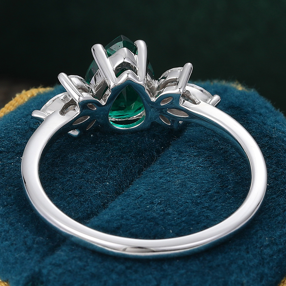 Juyoyo Pear Shaped Emerald Engagement Ring Diamond Cluster Promise Ring in 14K White Gold
