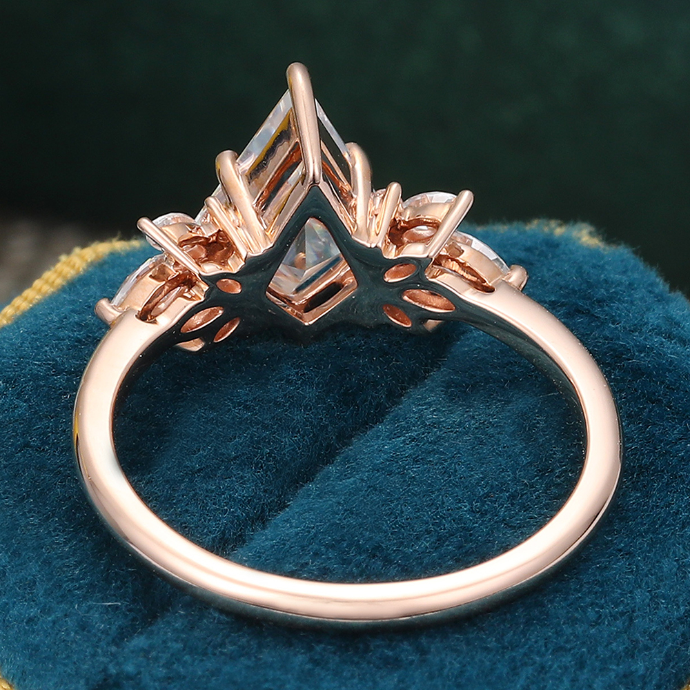 Juyoyo Vintage Kite Cut Moissanite Engagement Ring Rose Gold Promise Anniversary Ring for Women