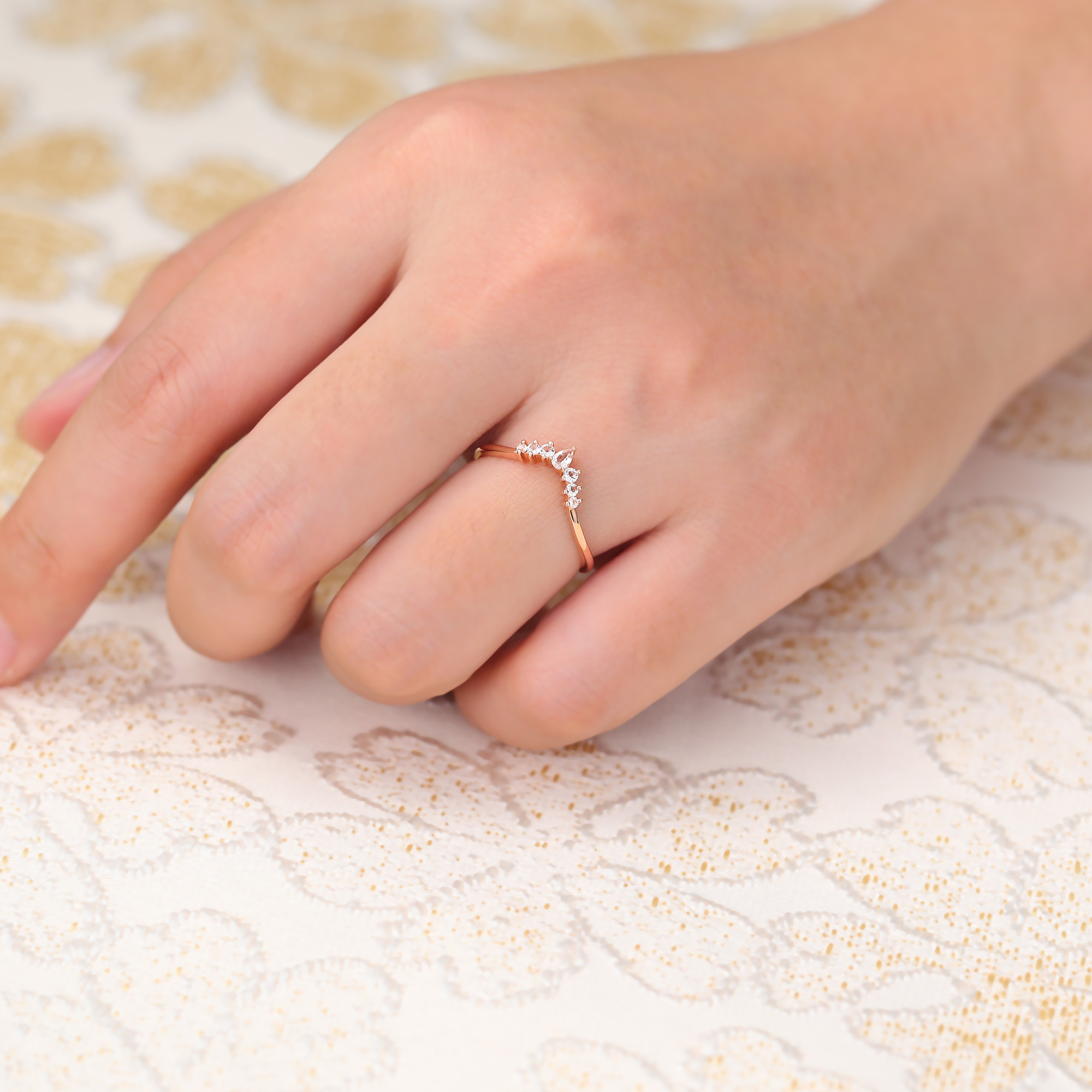 Juyoyo Pear Shaped Morganite Curved Wedding Band Rose Gold Stacking Ring for Women