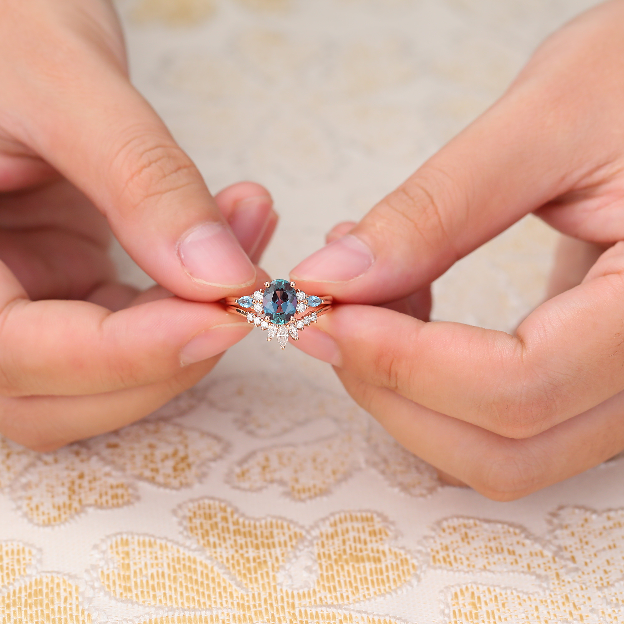 Juyoyo Oval Cut Alexandrite Engagement Ring Set Vintage Rose Gold Bridal Ring Set