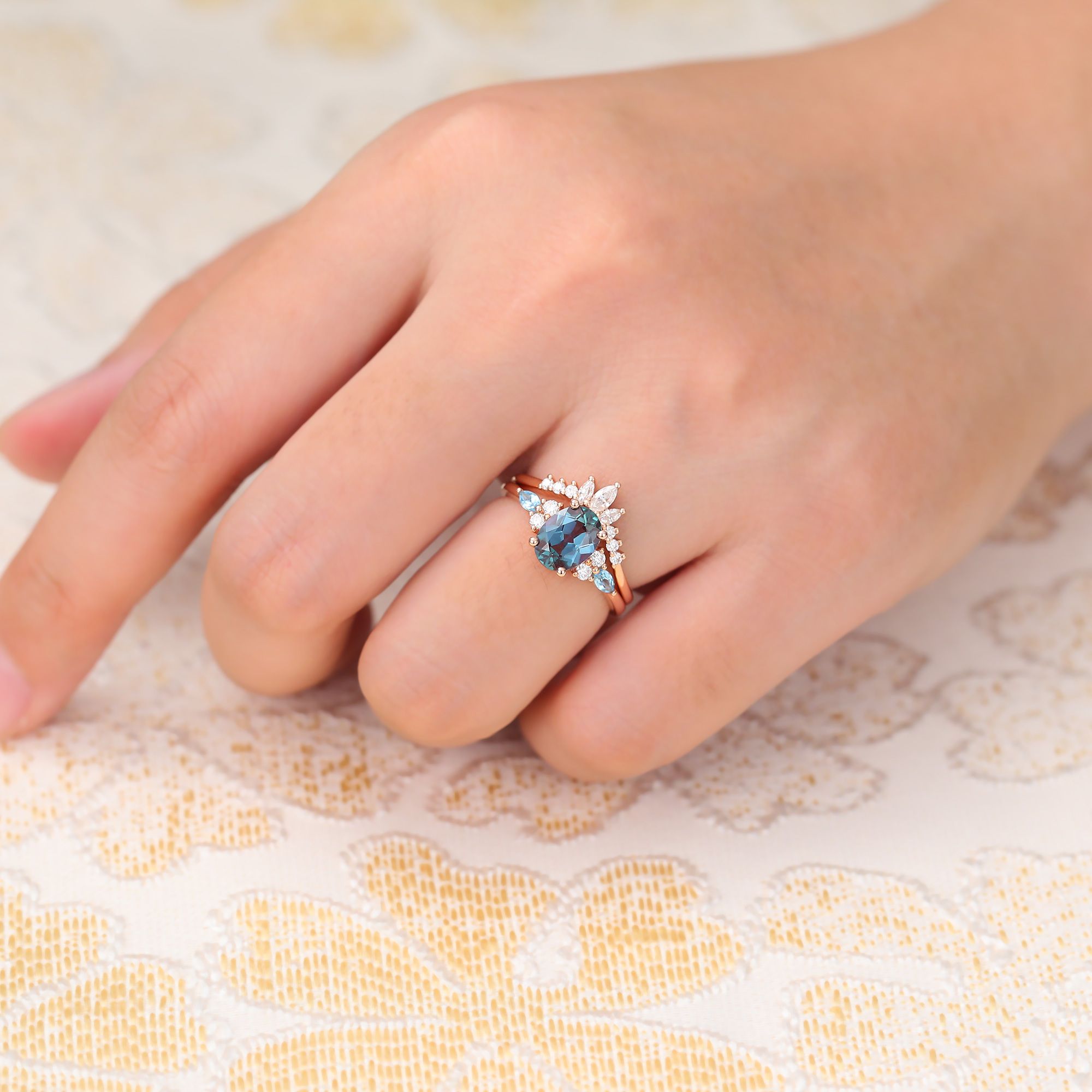 Juyoyo Oval Cut Alexandrite Engagement Ring Set Vintage Rose Gold Bridal Ring Set