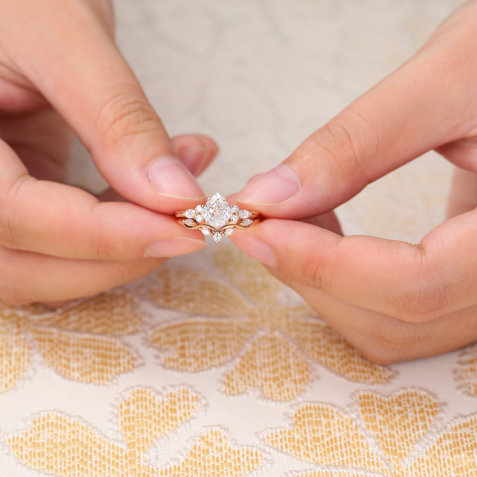 Juyoyo Shield Shaped Moissanite Wedding Ring Set Diamond Cluster Engagement Ring Set Rose Gold