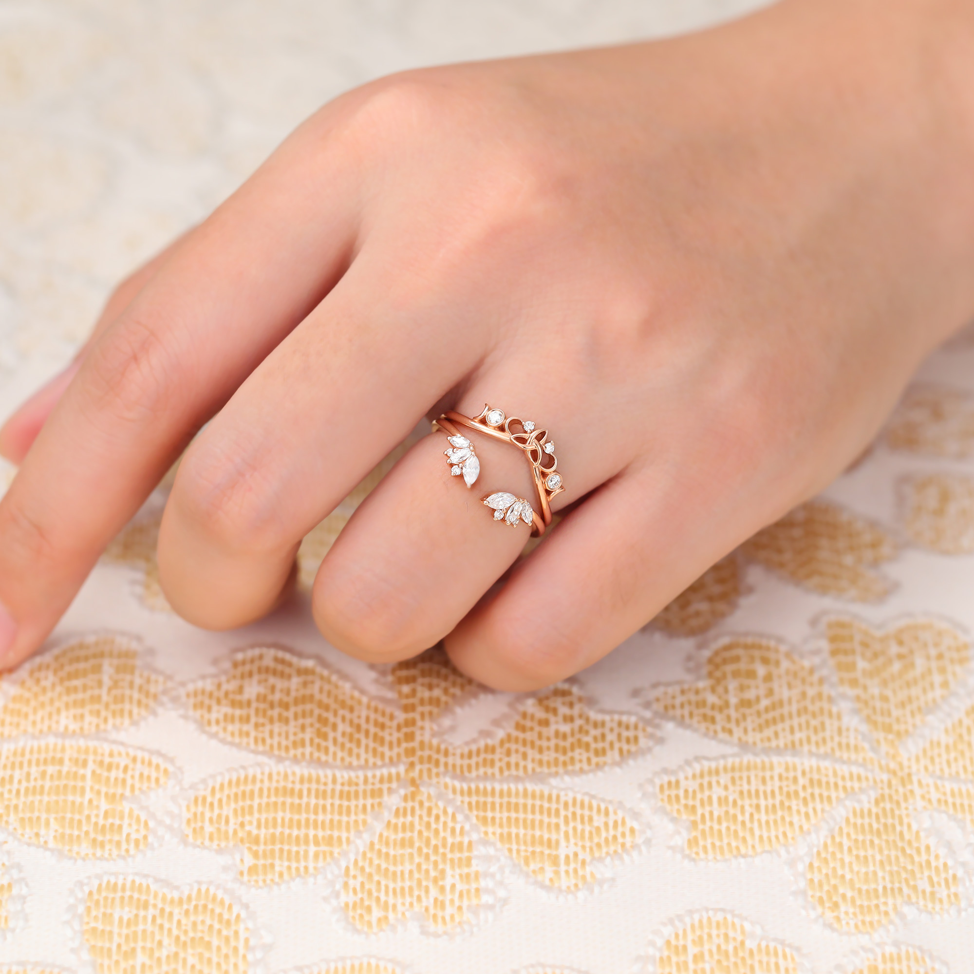 Juyoyo Vintage Round & Marquise Cut Moissanite Double Curved Wedding Band Stacking Ring