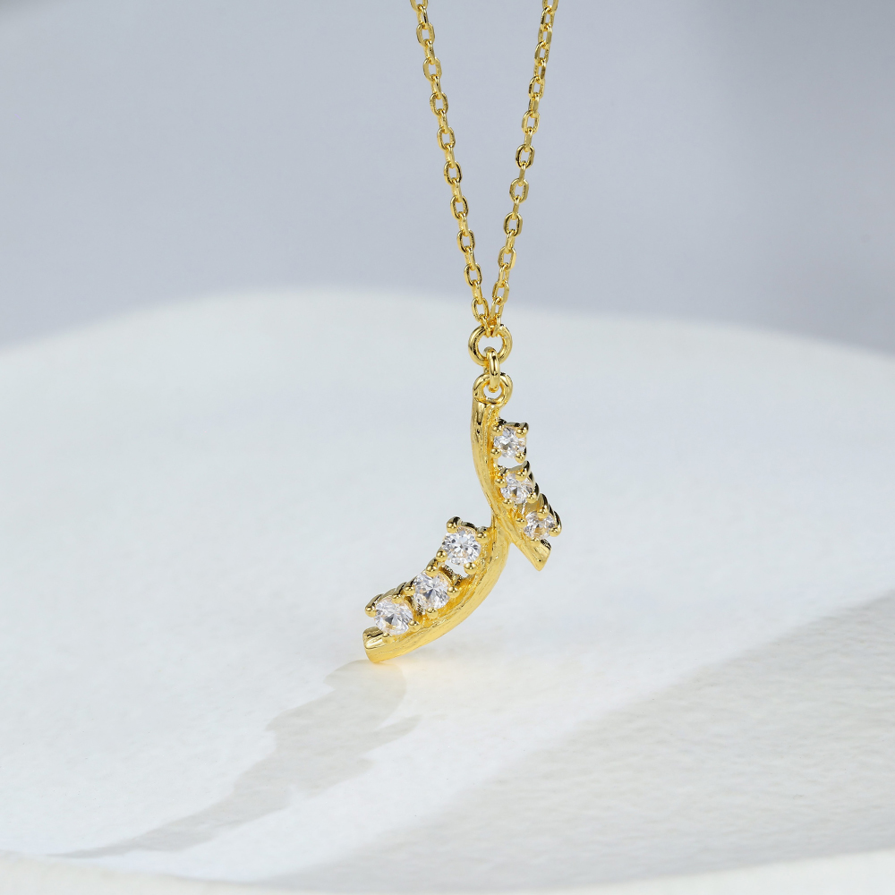 gold choker necklace