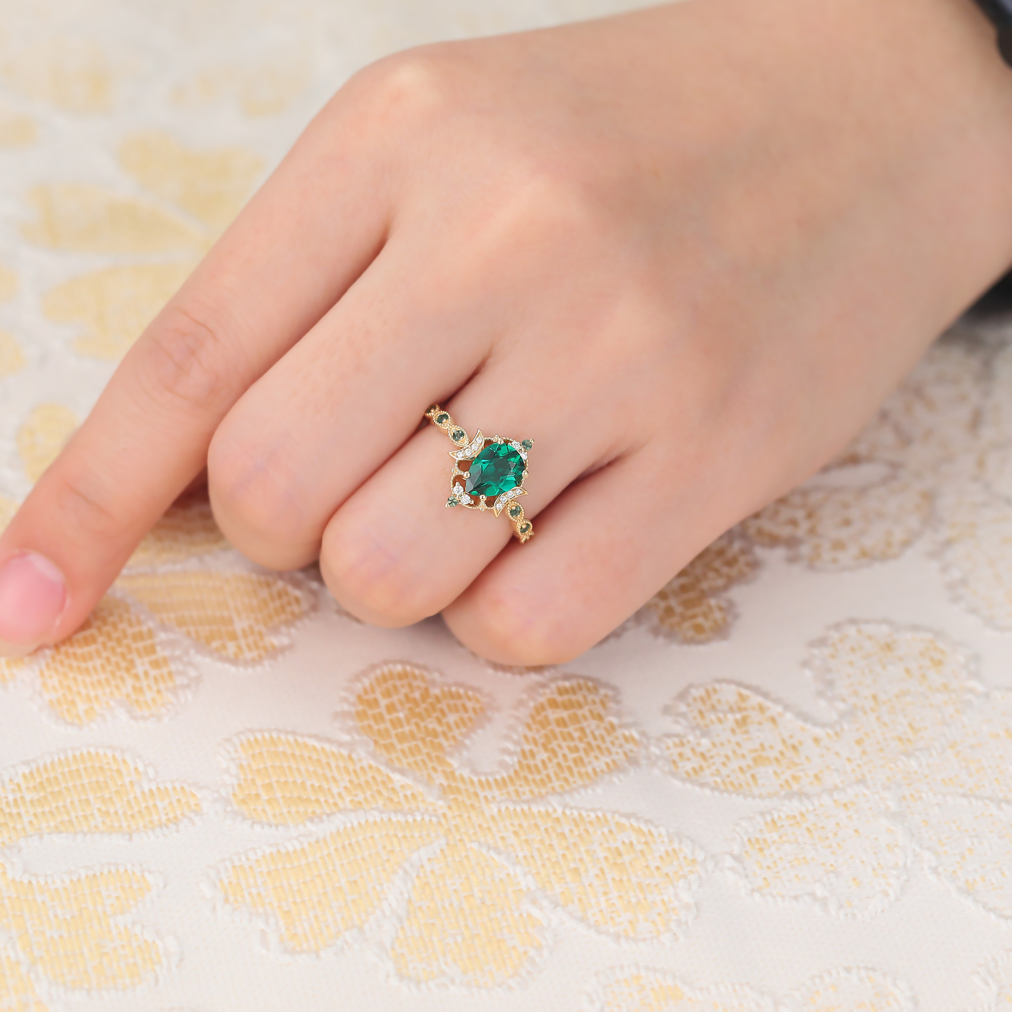 Vintage Beaded Pear Shaped Emerald Engagement Ring with Crescent Moon Accent
