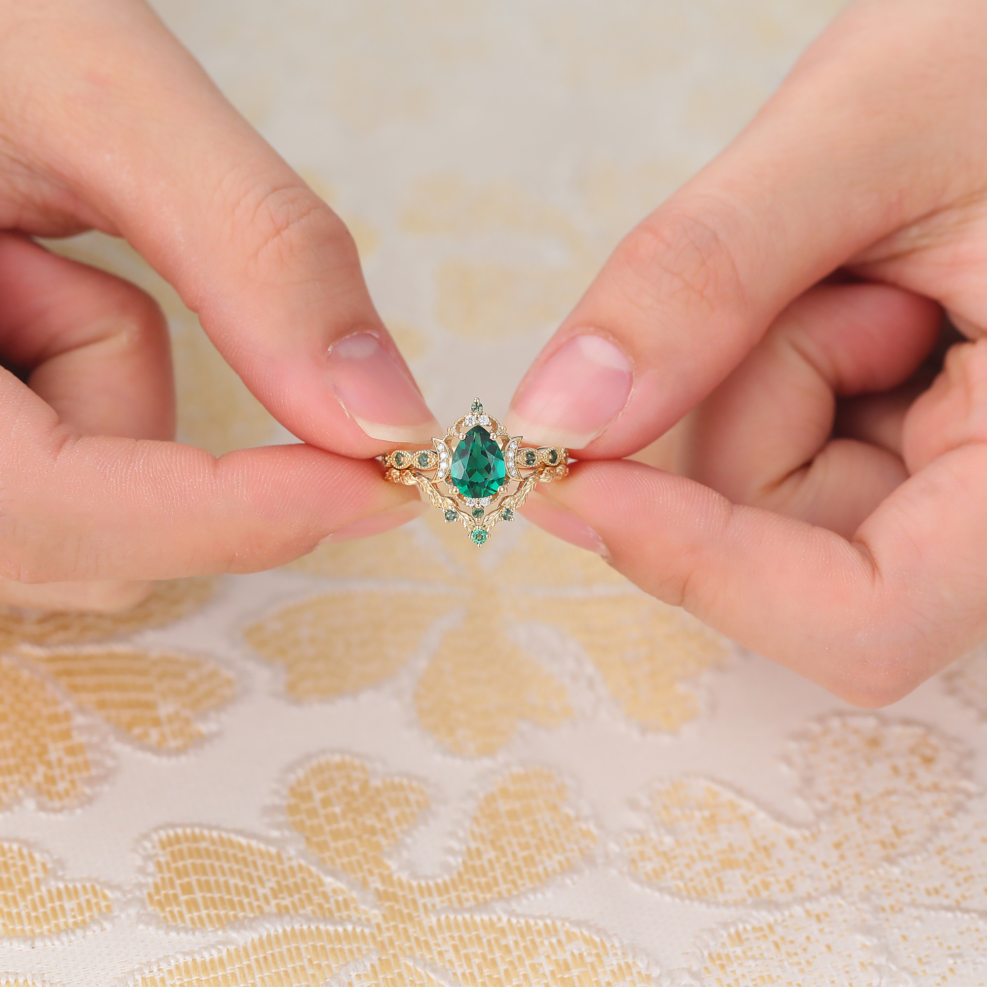Vintage Beaded Pear Shaped Emerald Wedding Ring Set - 2PCS Bridal Ring Set