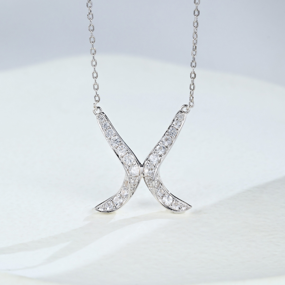 White Sapphire X-shaped Pendant Necklace | Juyoyo