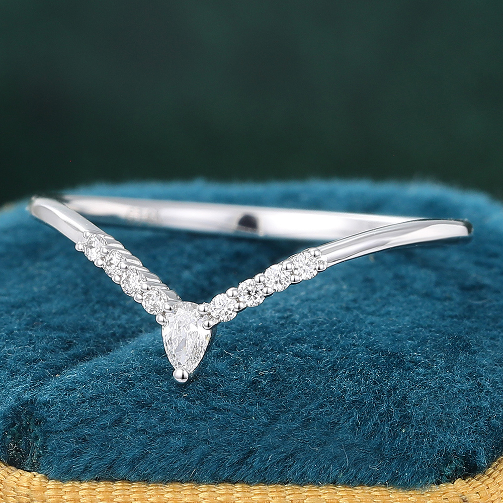 Juyoyo Moissanite Curved Wedding Band Vintage Pave Stackable Ring in 14K White Gold