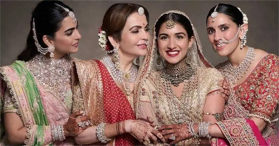 ambani jewellery green precious stone