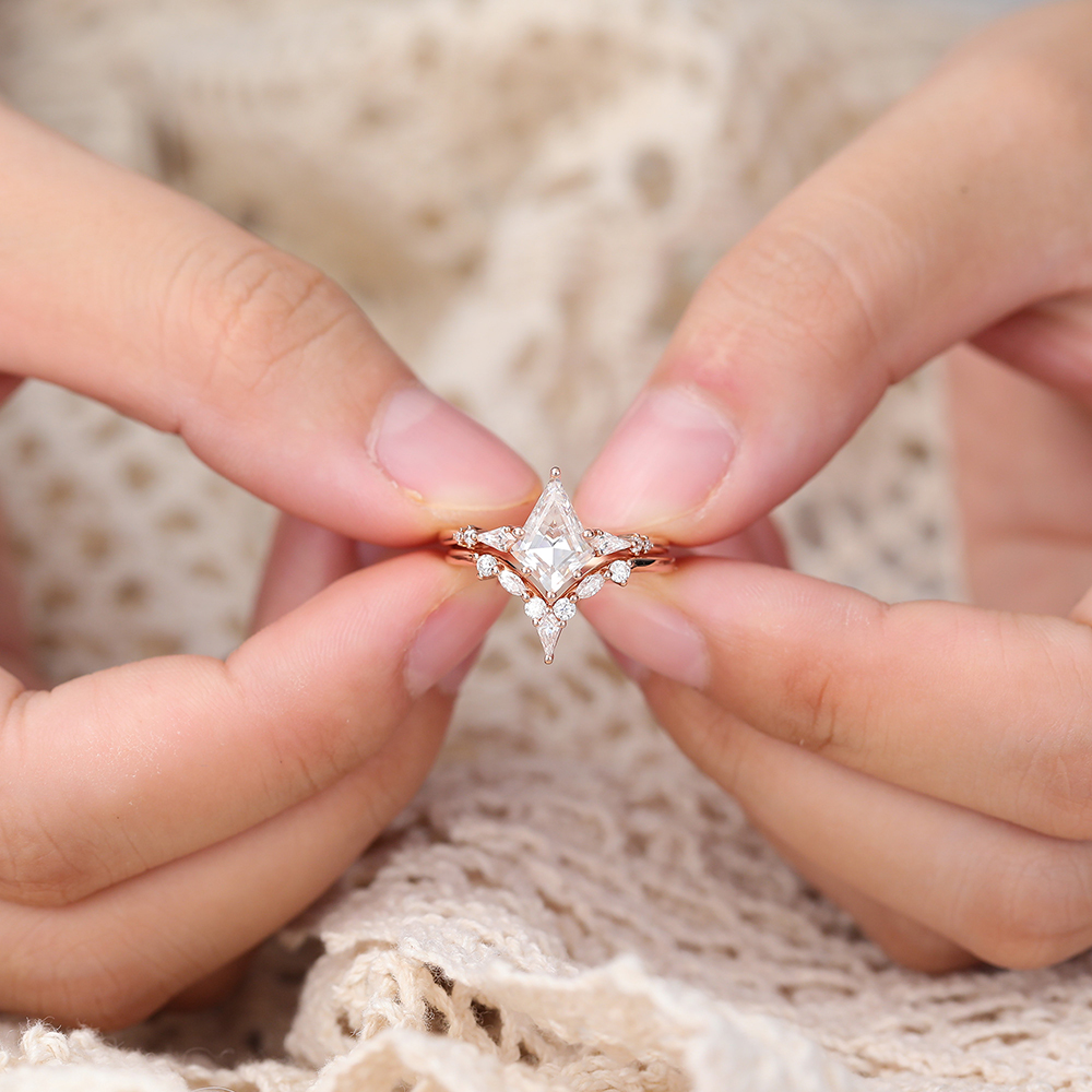 Juyoyo Rose Gold Moissanite Wedding Ring Set Vintage Diamond Engagement Ring Set - 2pcs