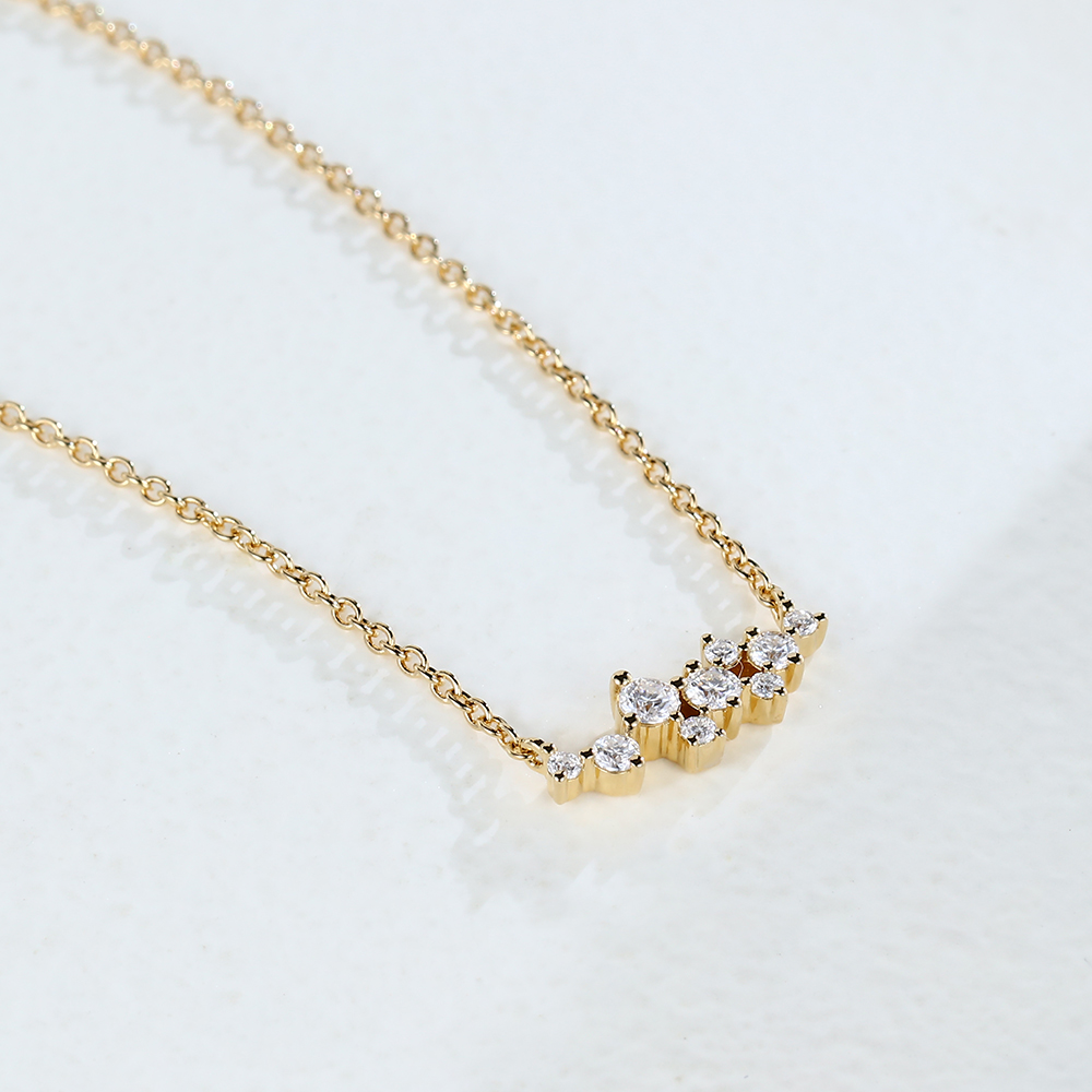 Cluster Moissanite Pendant Necklace With Cable Chain