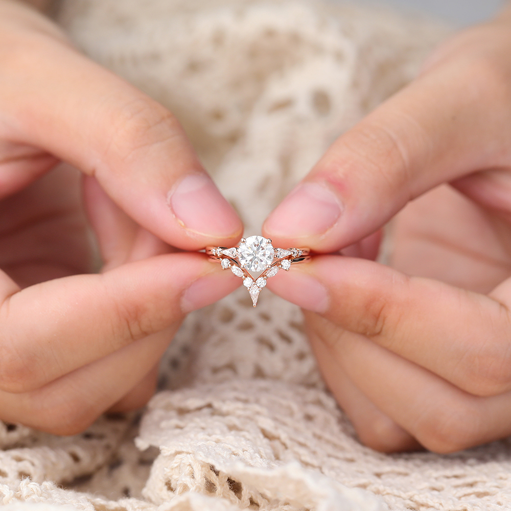 Juyoyo Rose Gold Moissanite Wedding Ring Set Vintage Bridal Ring Set Anniversary Promise Ring - 2pcs