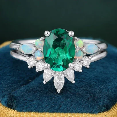 emerald engagement ring bridal set