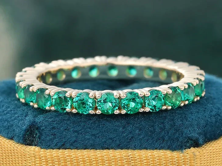 emerald wedding ring