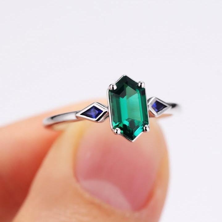 green emerald ring