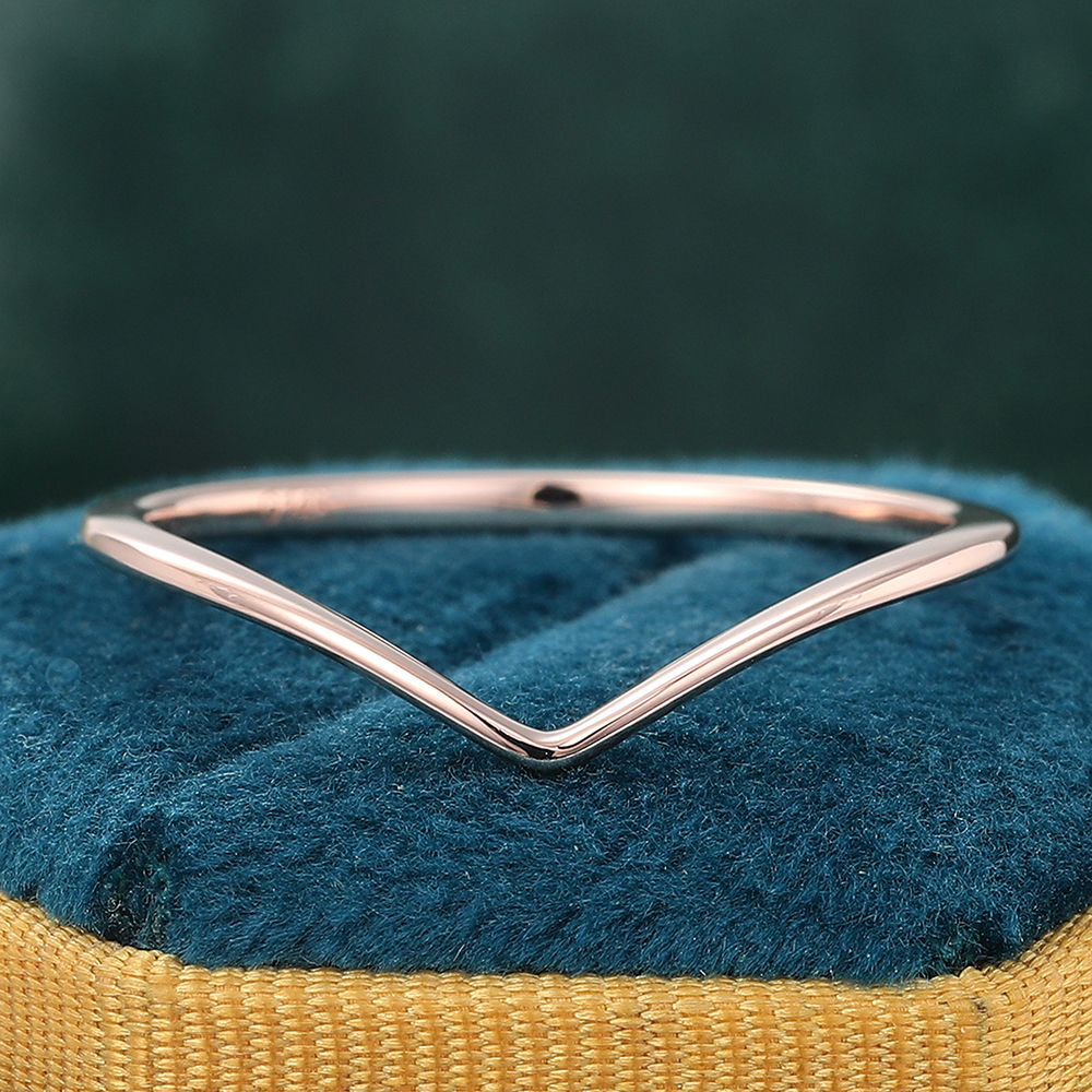 Juyoyo V Shaped Plain Solid Rose Gold Band Ring Curved Contour Wedding Band