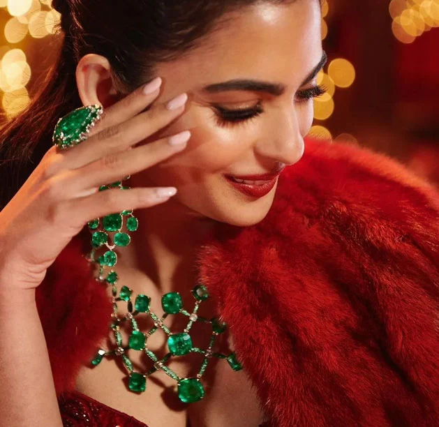 isha emerald jewelry set